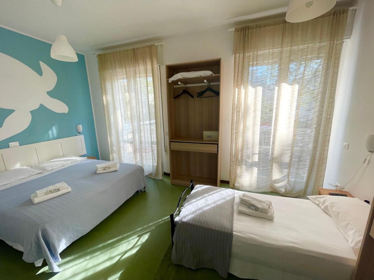 Hotel Aloha チェゼナーティコ エクステリア 写真